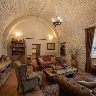 /international/it/andria-apulia-310107980202/