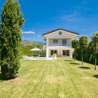 /international/it/forte-dei-marmi-tuscany-310107294496/