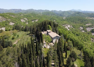 /international/it/citta-di-castello-umbria-310102892160/