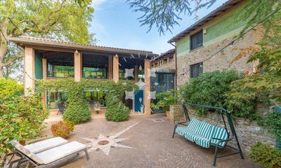 /international/it/castel-san-pietro-terme-emilia-romagna-310105307569/