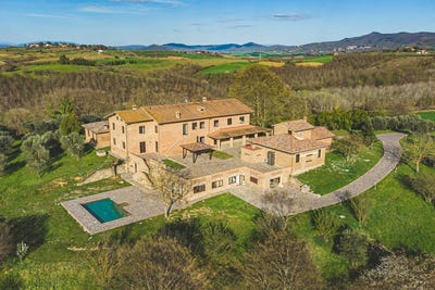/international/it/castiglione-del-lago-umbria-310109097853/