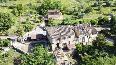 /international/it/volterra-tuscany-310100285592/