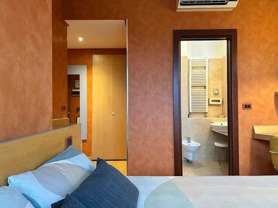 /international/it/lungo-dora-napoli-turin-piedmont-310100991247/
