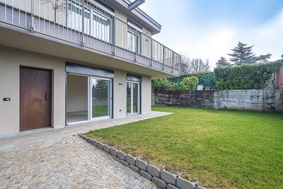 /international/it/pianezza-emilia-romagna-310105688206/