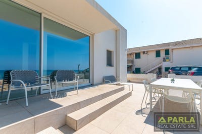/international/it/marina-di-ragusa-marina-di-ragusa-sicily-310108513797/