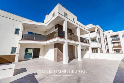 /international/it/monopoli-apulia-310108996353/