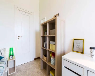 /international/it/via-ginestre-cesano-boscone-lombardy-310100952639/