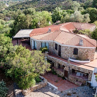 /international/it/capo-ferro-sardinia-310108838538/?lang=it