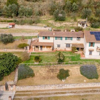 /international/it/corciano-umbria-310107649601/