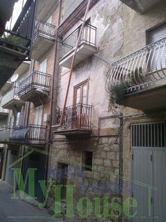 /international/it/via-meli-alessandria-della-rocca-sicily-310107469297/