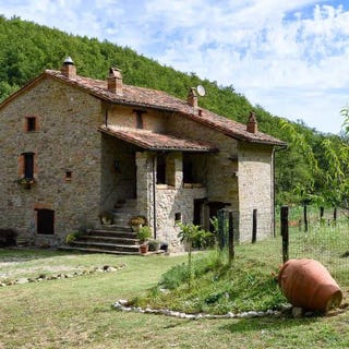 /international/it/monte-santa-maria-tiberina-umbria-310107650902/