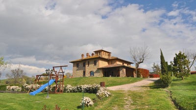 /international/it/castiglione-del-lago-umbria-310110359769/
