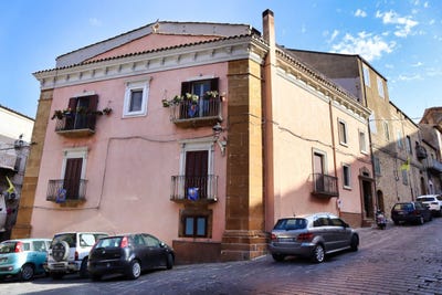 /international/it/piazza-armerina-sicily-120087958984/