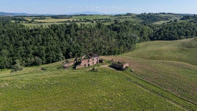 /international/it/asciano-tuscany-310109096393/