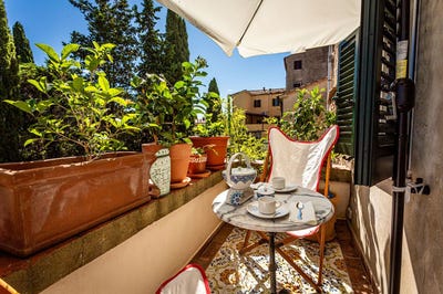 /international/it/lajatico-tuscany-310108793711/