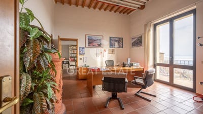 /international/it/montepulciano-tuscany-310107430195/