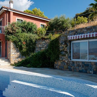 /international/it/soldano-liguria-310107979272/