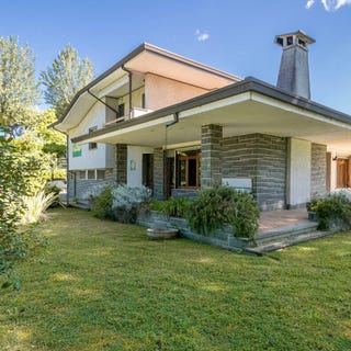 /international/it/forte-dei-marmi-tuscany-310107295327/