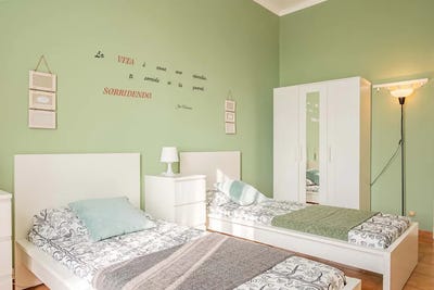 /international/it/viale-giovanni-da-cermenate-milan-lombardy-310101034302/