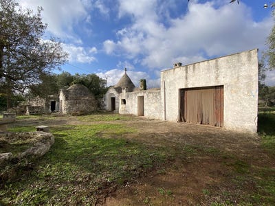 /international/it/ceglie-messapica-apulia-310106835308/