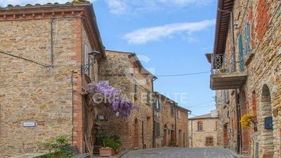 /international/it/parrano-umbria-310108731756/