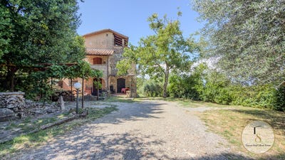 /international/it/sarteano-tuscany-310109176639/