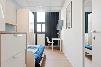 /international/it/via-privata-deruta-milan-lombardy-310097870297/