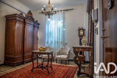 /international/it/genoa-liguria-310108602489/