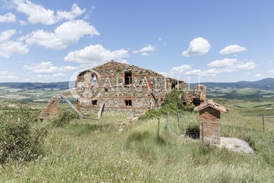 /international/it/radicofani-tuscany-310105342730/