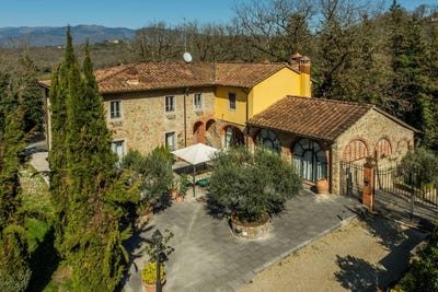 /international/it/montevarchi-tuscany-310105304188/