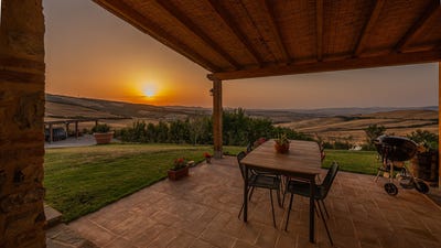 /international/it/castiglione-d-orcia-tuscany-310109535010/