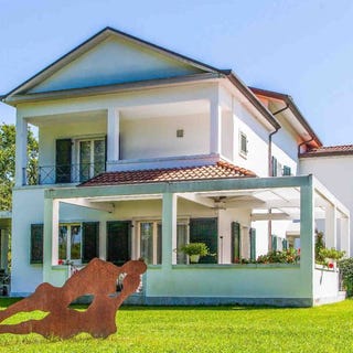 /international/it/marina-di-massa-tuscany-310108265224/
