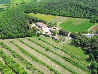 /international/it/monteriggioni-tuscany-310108677198/
