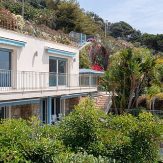 /international/it/ospedaletti-liguria-310107980079/