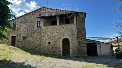 /international/it/montalcino-tuscany-310108290208/
