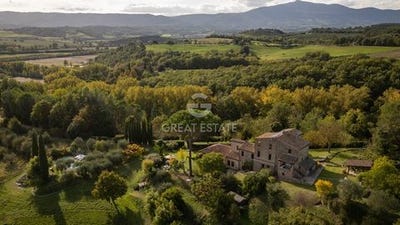 /international/it/citta-della-pieve-umbria-310100403392/