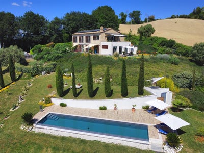 /international/it/montefiore-dell-aso-marche-310108865115/