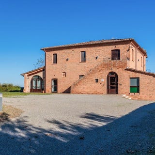 /international/it/chiusi-tuscany-310108838379/