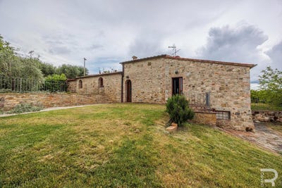 /international/it/colle-di-val-d-elsa-colle-di-val-d-elsa-tuscany-310108049238/