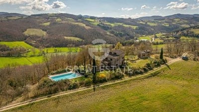 /international/it/monterchi-tuscany-310106996731/