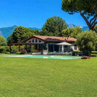 /international/it/pietrasanta-tuscany-310119798369/