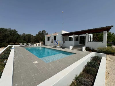 /international/it/ceglie-messapica-ceglie-messapica-apulia-310104861685/