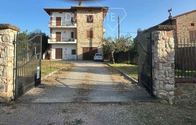 /international/it/castiglione-del-lago-umbria-310108375098/
