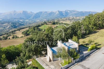 /international/it/gualdo-marche-120087662875/