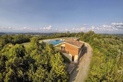 /international/it/montaione-tuscany-310108330949/