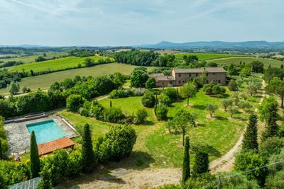 /international/it/cortona-tuscany-310100544089/