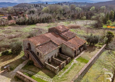 /international/it/arezzo-arezzo-tuscany-310106625657/