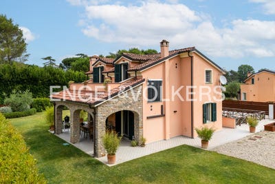 /international/it/villanova-d-albenga-liguria-310102438582/
