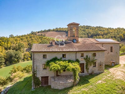 /international/it/belforte-all-isauro-marche-310120490646/