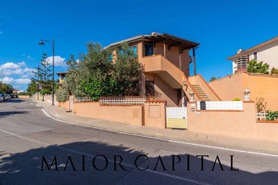 /international/it/olbia-sardinia-310108317841/
